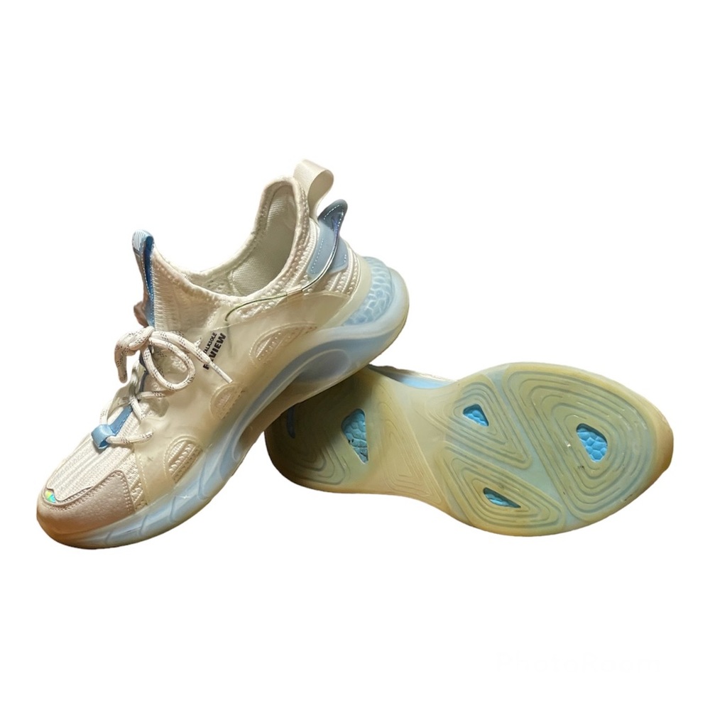Shoes white and blues color for men size 8‎